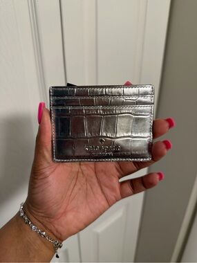 kate spade metallic croc-embossed card case in silver